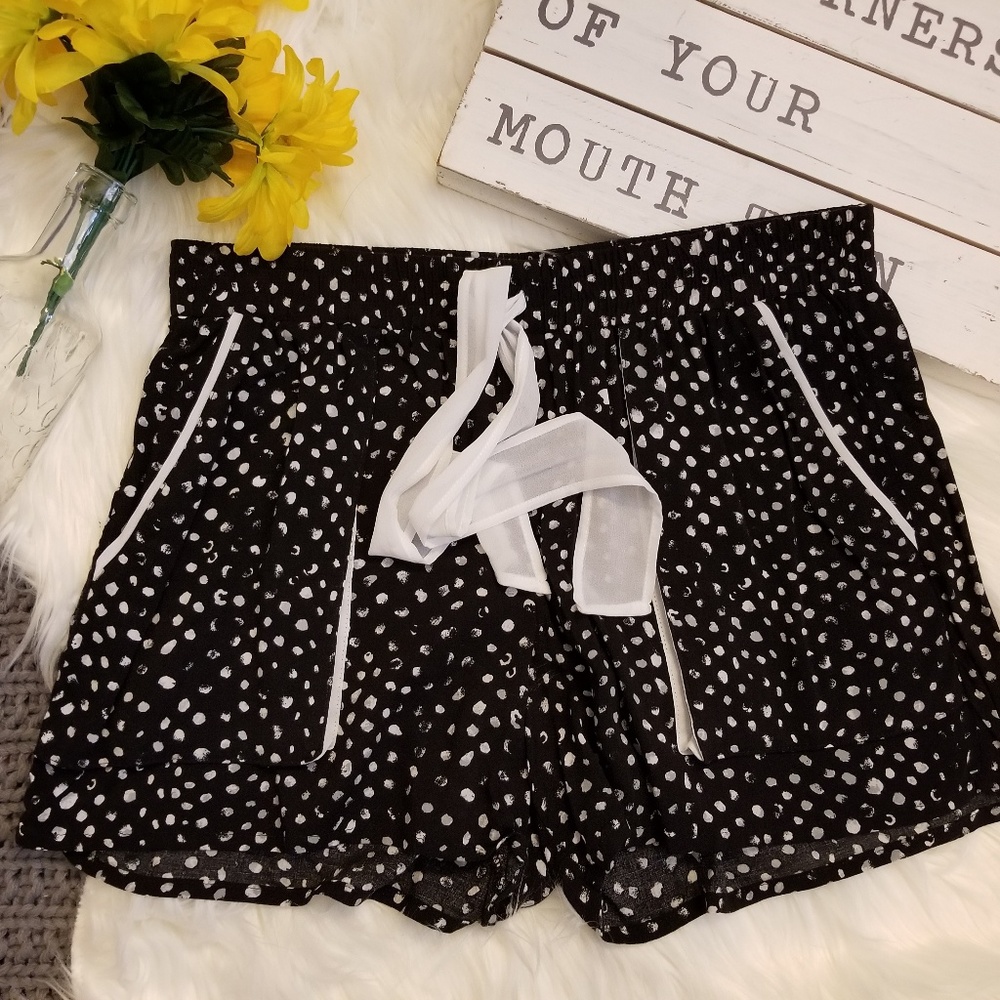 Simply Vera Vera Wang Shorts Sz Small